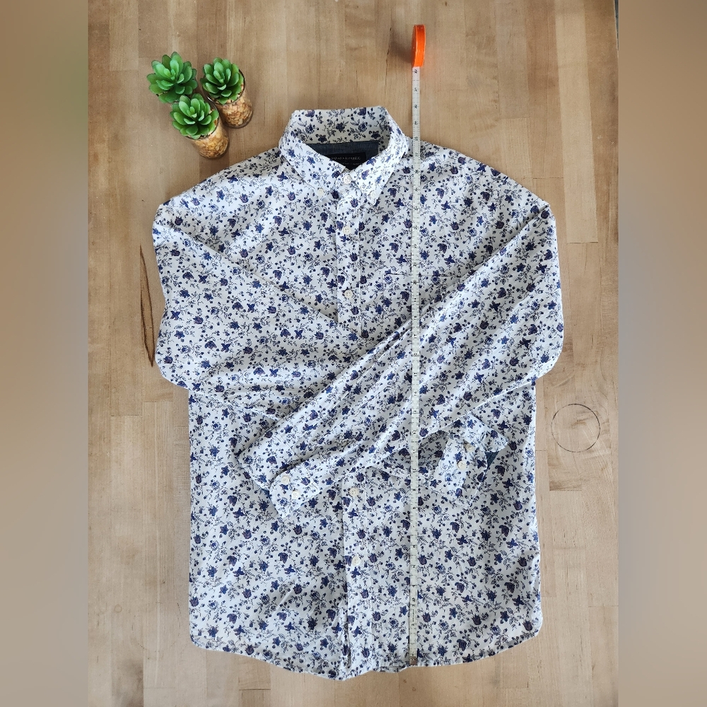 Banana Republic Stretch Softwash Floral Shirt - Picture 3 of 7